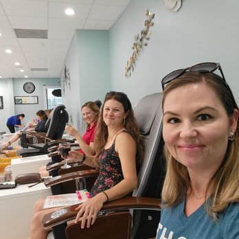 Yen Nail N' Spa - 3 gel pedicures, a gel mani and a set of dip nails - Day Spas Near Me - Georgetown, Texas