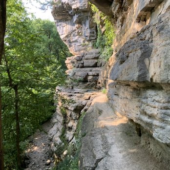 Asbury Trails - Cliffs - Hiking Near Me - Wilmore, Kentucky Asbury Trails - Cliffs - Hiking Near Me - Wilmore, Kentucky
