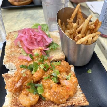 Down the Hatch Maui - Shrimp app Shrimp Po Boy - Seafood Near Me - Lahaina, Hawaii Down the Hatch Maui - Shrimp app Shrimp Po Boy - Seafood Near Me - Lahaina, Hawaii