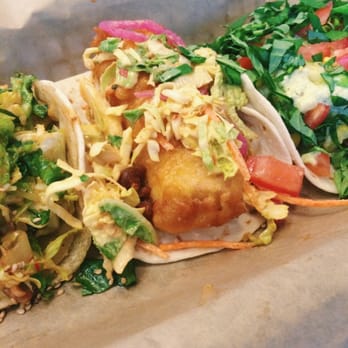 Del Seoul - Sesame-Chili Shrimp, Sambal Fish and Blackened Tofu tacos (l to r) - Korean Near Me - Chicago, Illinois