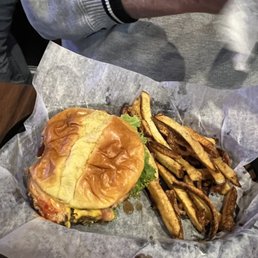 Blu Willy Burger