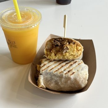 The Flying Yolk - Breakfast & Brunch Near Me - Simi Valley, California