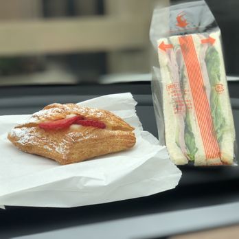 7 Leaves Cafe - Coffee & Tea Near Me - Irvine, California