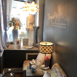 Lana Vita Massage & Skincare - Waiting area