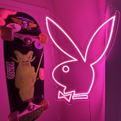 Oasis Skateboard Shop - Love it!