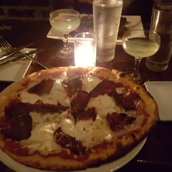 DiWine - Delicious personal pizza - Wine Bars Near Me - Astoria, New York DiWine - Delicious personal pizza - Wine Bars Near Me - Astoria, New York