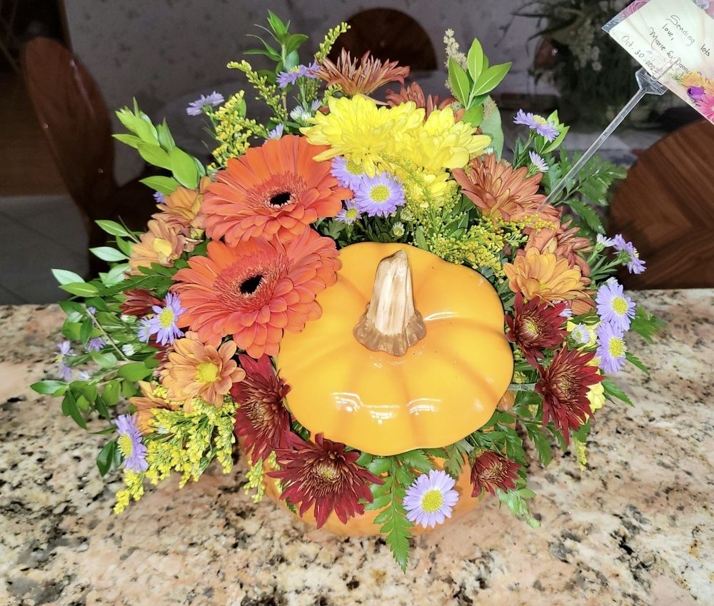 KAREL’S FLOWERS & GIFTS Updated August 2024 52 Photos & 14 Reviews 1779 N Zaragoza Rd, El