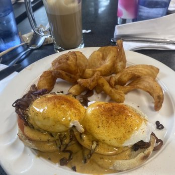 Caffe Latte Restaurant - Auburn Benediction with it's interesting spiced or seasoning hollandaise - Coffee & Tea Near Me - Sacramento, California Caffe Latte Restaurant - Auburn Benediction with it's interesting spiced or seasoning hollandaise - Coffee & Tea Near Me - Sacramento, California