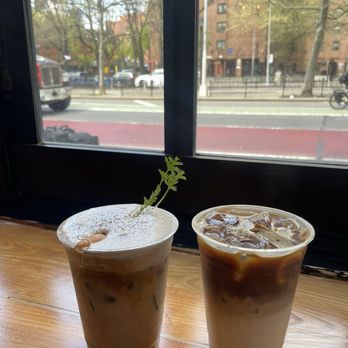 Dialogue Coffee & Flowers - Carrot cake & fermented rice osmanthus - Coffee & Tea Near Me - New York, New York Dialogue Coffee & Flowers - Carrot cake & fermented rice osmanthus - Coffee & Tea Near Me - New York, New York