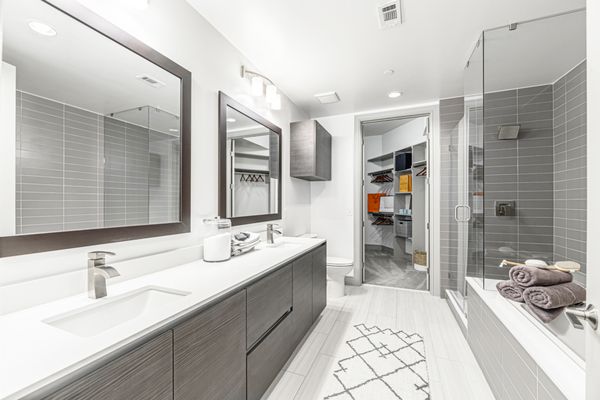 Aris Market Square by null