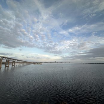 Horseshoe Lake Charles - A Caesars Rewards Destination - Hotels Near Me - Westlake, Louisiana
