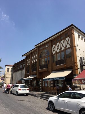 İmam Çağdaş Kebap Ve Baklava Salonu by null