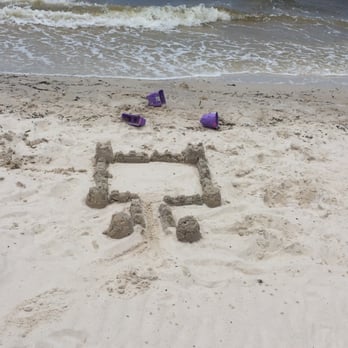 Biloxi Beach - Beaches Near Me - Biloxi, Mississippi