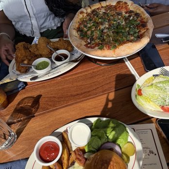 Seager & Sons - Fried chicken, the burger , Cesar wedge - Pizza Near Me - Plano, Texas