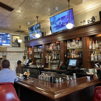 Mexicali Cocina & Cantina - people sitting at the bar - Mexican Near Me - Studio City, California Mexicali Cocina & Cantina - people sitting at the bar - Mexican Near Me - Studio City, California
