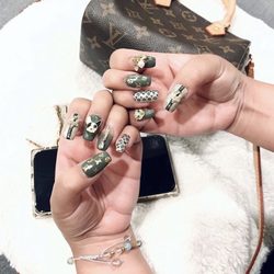 Crystal Nail