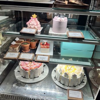 A La Mousse - Desserts Near Me - Philadelphia, Pennsylvania A La Mousse - Desserts Near Me - Philadelphia, Pennsylvania