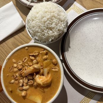 Thai Noodles Cafe - Thai Near Me - Libertyville, Illinois