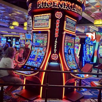 BetMGM Sportsbook at MGM Springfield - Casinos Near Me - Springfield, Massachusetts
