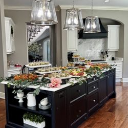 Grazed By Ivana - Elevated grazing table