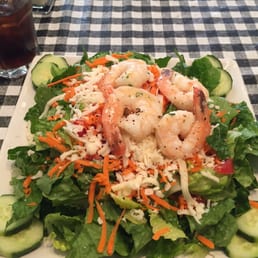 Insalata mozza verde with added prawns