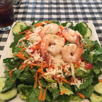 Pasquale's - Insalata mozza verde with added prawns - Italian Near Me - Winnipeg, Manitoba