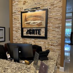 The Gate Apartments - Front desk