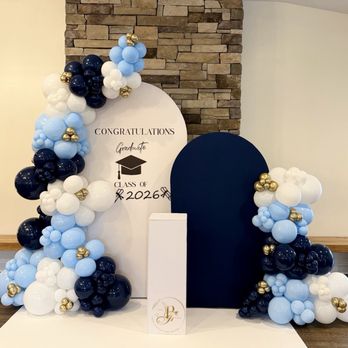 Puff N Fleur - Balloon Services Near Me - Acworth, Georgia