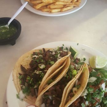 Mexico Lindo Restaurant - Tacos- 2 steak and 1 barbacoa - Mexican Near Me - Hamilton, New Jersey