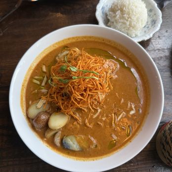 NaKorn - Coconut-Curry Braised Chicken - Thai Near Me - Evanston, Illinois