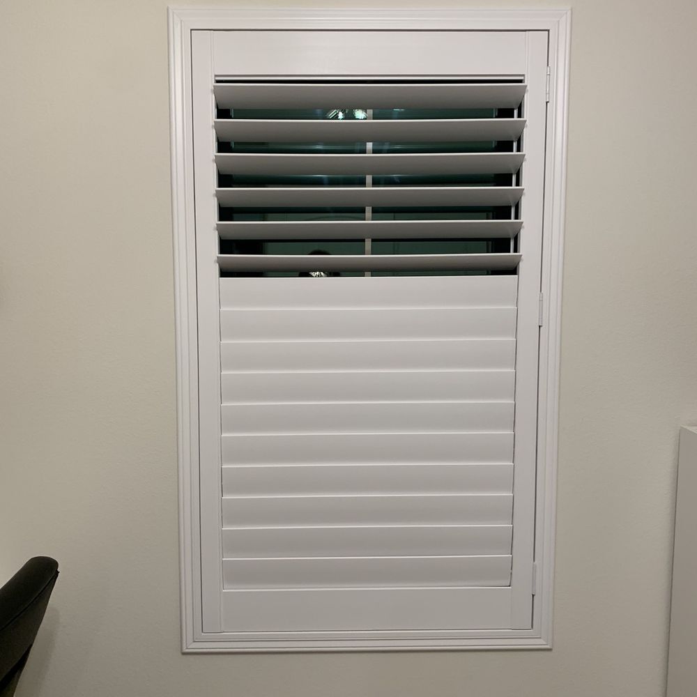 EsVata Window Covering - 40/60 shutter - Shutters Near Me - Chino, California EsVata Window Covering - 40/60 shutter - Shutters Near Me - Chino, California