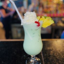 The Full Moon Oyster Bar - Ocean Pina colada