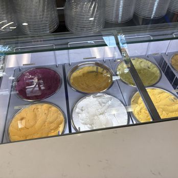 Nubes Ice Cream & Coffee Shop - Desserts Near Me - Chicago, Illinois