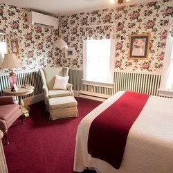Blushing Rose Bed & Breakfast
