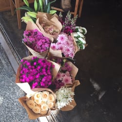 Hallowed Grounds Espresso - Fresh flowers to buy
