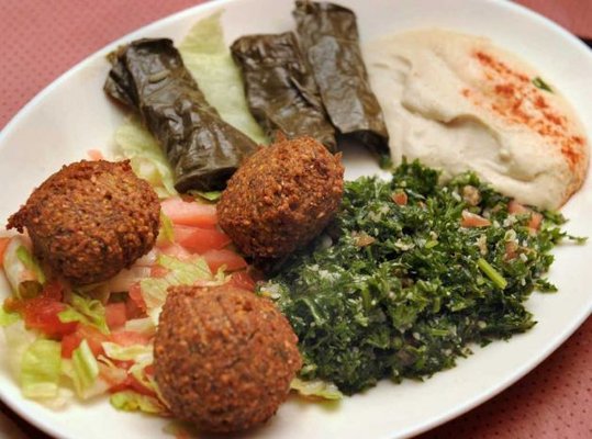 Hanna’s Middle Eastern Restaurant & Market by null