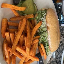 Wings Grill & Espresso Bar - Pesto chicken sandwich and sweet potato fries