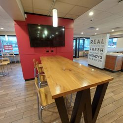 Wendy's - Inside