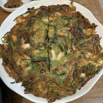 KTown Octopus House - Haemul Pajun Seafood Pancake - Seafood Near Me - Flushing, New York