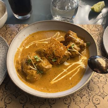 Bombay Velvet - Butter chicken - Indian Near Me - Reston, Virginia Bombay Velvet - Butter chicken - Indian Near Me - Reston, Virginia