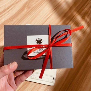 Snake & Butterfly - Wrapped gift set - Gelato Near Me - Campbell, California Snake & Butterfly - Wrapped gift set - Gelato Near Me - Campbell, California