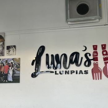 Luna's Lunpias - Cute family - Filipino Near Me - Poway, California