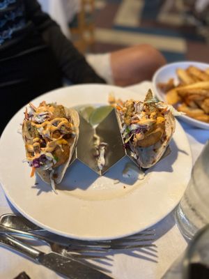 Paula's On Main by null