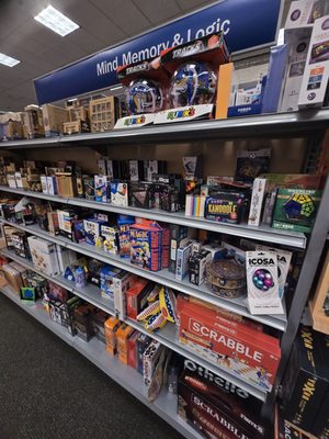 Barnes & Noble by null