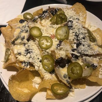 Sueno - Nachos - Cocktail Bars Near Me - Philadelphia, Pennsylvania