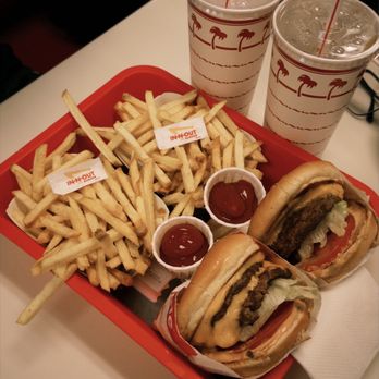 In-N-Out Burger - Fast Food Near Me - Flagstaff, Arizona