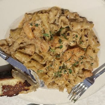JR's Bar & Grill - Shrimp Alfredo Pasta Shrimp Alfredo Pasta - American Near Me - Elko, Nevada JR's Bar & Grill - Shrimp Alfredo Pasta Shrimp Alfredo Pasta - American Near Me - Elko, Nevada