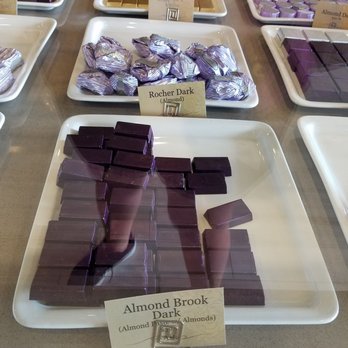 Lunaria Fine Chocolates & Sweets - Chocolatiers & Shops Near Me - Houston, Texas