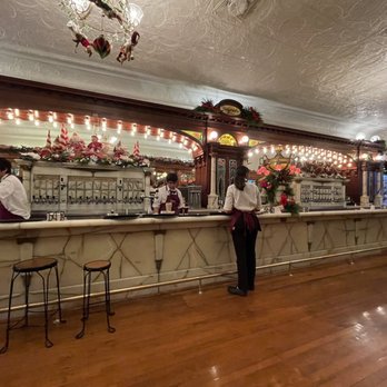 Zaharakos - Ice Cream & Frozen Yogurt Near Me - Columbus, Indiana