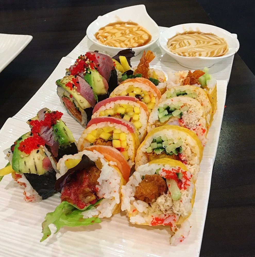 Sushi Sama 36 Photos & 21 Reviews Sushi Bars 1889 Rue Beaubien E